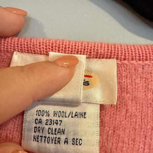 Vintage Talbots 100% Wool Cardigan Sweater – Pink Embroidered - Picture 3 of 4